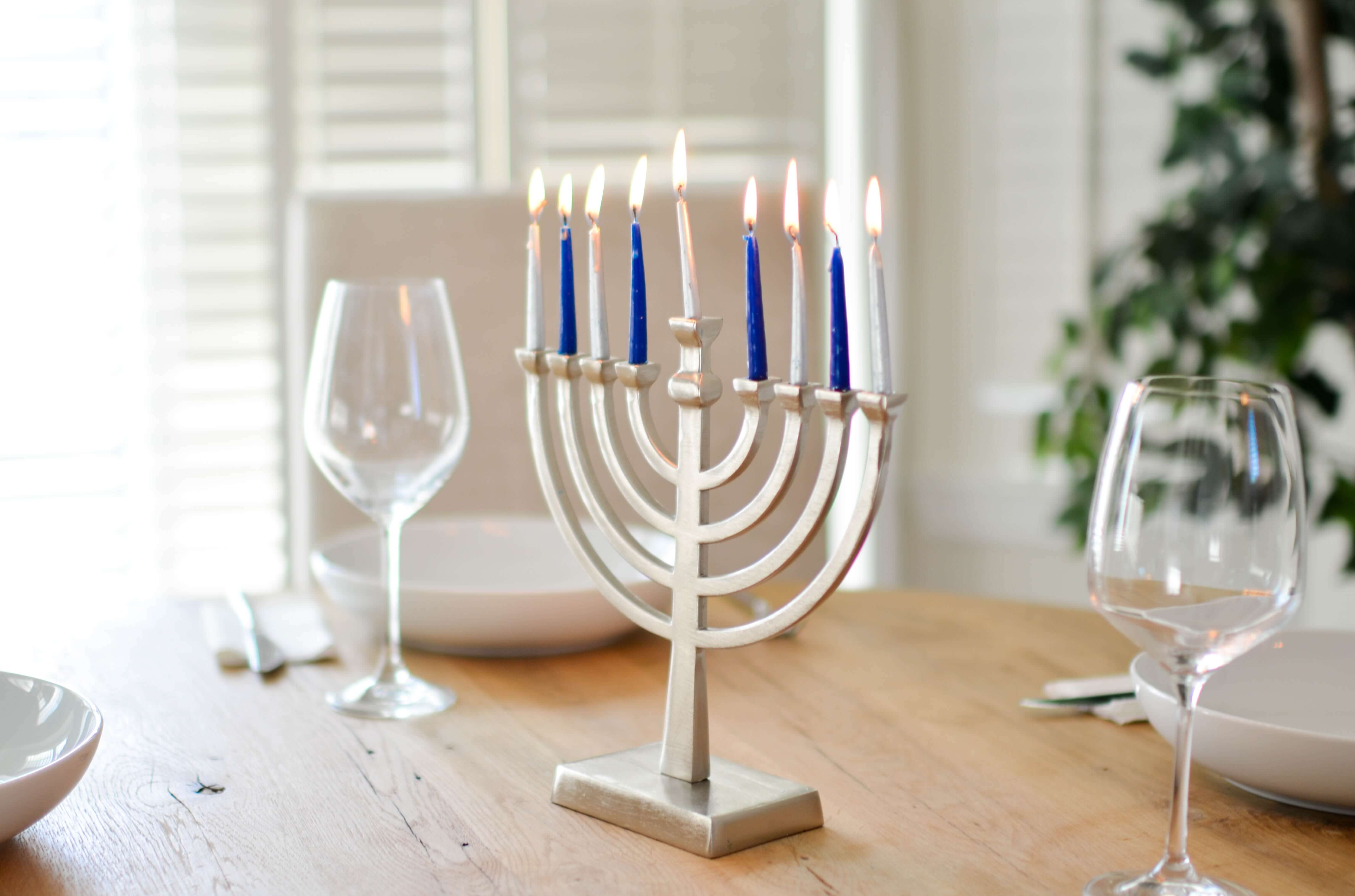 Menorah | Learn holiday vocabulary